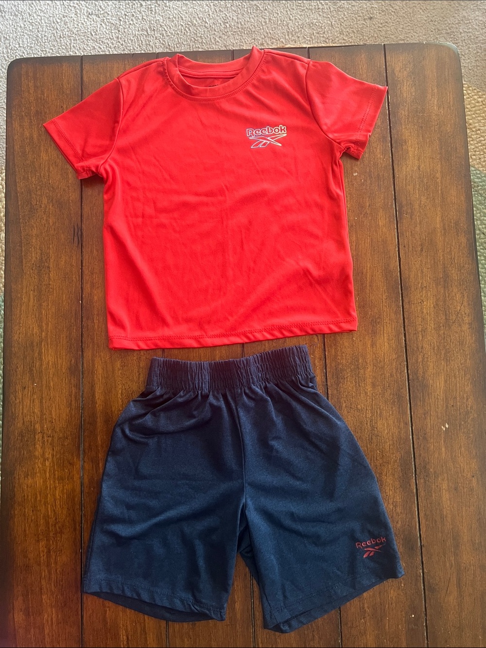 🎉🎉 5 for $20🎉🎉Reebok Red Performance Tee with Navy Athletic Shorts